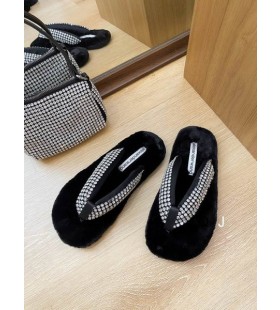 Klapki damskie stringi Alexander Wang Z kryształami w kolorze Czarnym