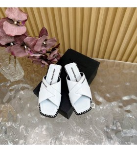 Alexander Wang Žien List Sandále S Korálkami V Bielom Jahňacie