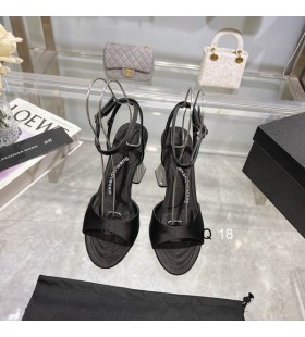 Alexander Wang Dámské Sandály S Drahokamu Robustní Podpatek V Černé