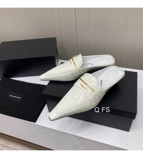 Alexander Wang Kvinders Spidse-toe Muldyr I Hvid